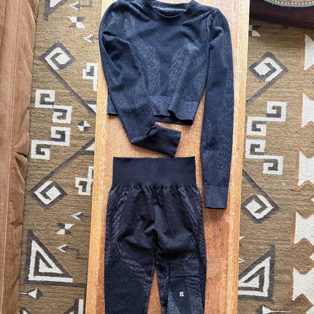 Sweaty Betty seamless cropped top & bottom